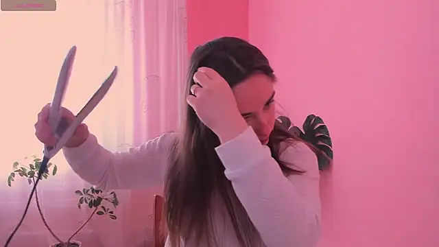 cClandesTina online show from March 2025 12:22:02 PM