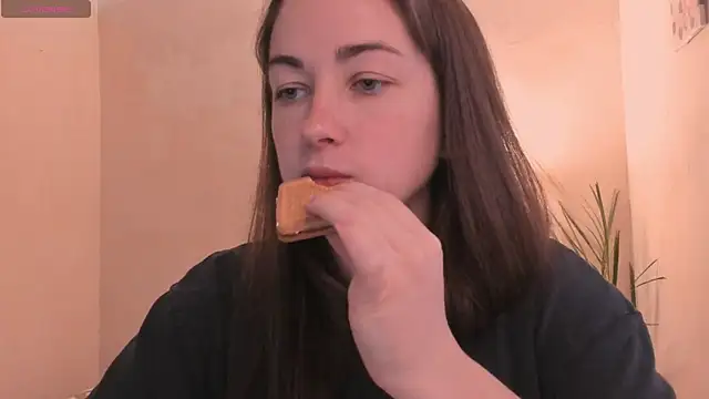 cClandesTina online show from November 2025 02:28:01 PM