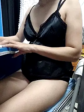 Haralushiaaa online show from October 2025 05:13:02 PM