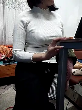 Haralushiaaa online show from November 2025 03:23:01 PM