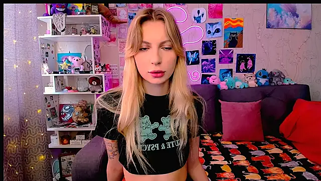 Snapshot of Maria_Hunt chatting on February 2025 04:29:01 AM Maria Hunt online show from February 2025 04:29:01 AM