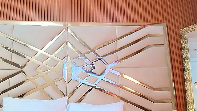 Snapshot of littleebluee chatting on February 2025 07:38:02 PM littleebluee online show from February 2025 07:38:02 PM