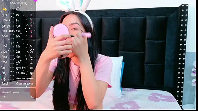 Snapshot of littleebluee chatting on September 2025 07:46:02 PM littleebluee online show from September 2025 07:46:02 PM