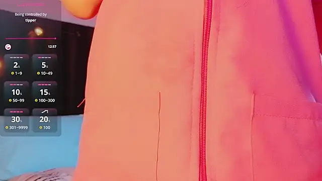 Snapshot of littleebluee chatting on October 2025 07:34:01 PM littleebluee online show from October 2025 07:34:01 PM