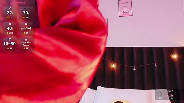 Snapshot of littleebluee chatting on November 2025 02:55:02 AM littleebluee online show from November 2025 02:55:02 AM