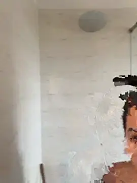 Pretty Isadora online show from March 2026 08:26:02 PM