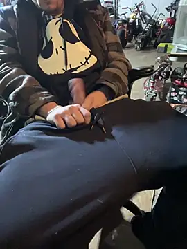 joeycbigcock online show from January 2025 01:36:02 PM