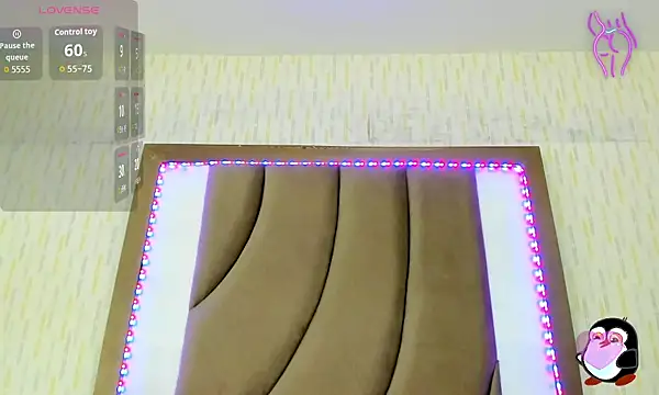 ThyaraJhons online show from September 2025 12:05:02 PM