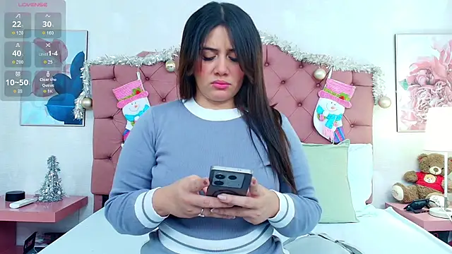 ThyaraJhons online show from December 2025 12:10:01 PM