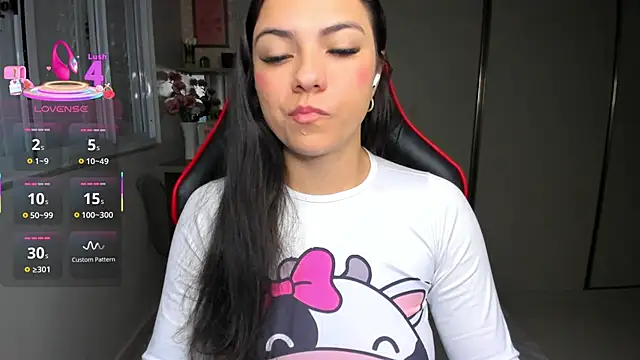 Snapshot of ivyy_scott chatting on November 2025 05:10:02 AM ivyy scott online show from November 2025 05:10:02 AM