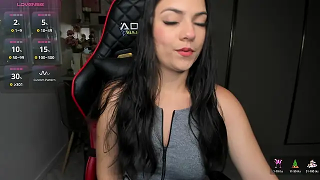 ivyy scott online show from December 2025 12:38:02 AM