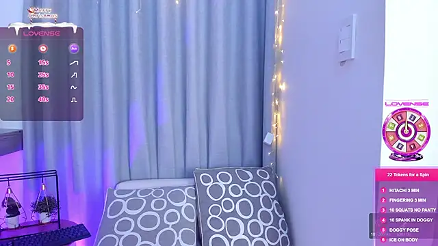 Lucyortiz  online show from December 2024 11:28:01 AM