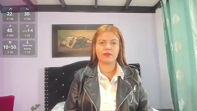 Alexandra Torress online show from October 2025 04:08:02 PM