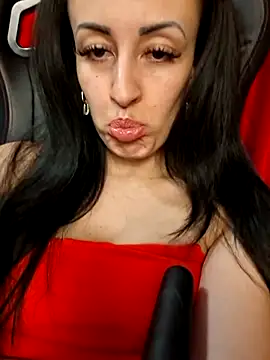 loryyy sexyyy online show from April 2026 06:21:01 PM