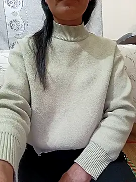 Snapshot of Asian_girl13 chatting on February 2026 03:06:01 PM Asian girl13 online show from February 2026 03:06:01 PM