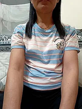 Snapshot of Asian_girl13 chatting on April 2026 10:55:02 PM Asian girl13 online show from April 2026 10:55:02 PM