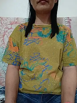 Snapshot of Asian_girl13 chatting on May 2026 11:00:01 PM Asian girl13 online show from May 2026 11:00:01 PM