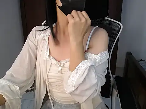 Snapshot of Lunobaby_204 chatting on October 2025 09:31:01 PM Lunobaby 204 online show from October 2025 09:31:01 PM