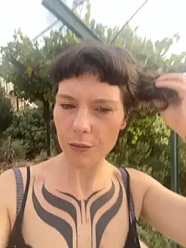 OniricFemme online show from September 2025 04:41:01 PM