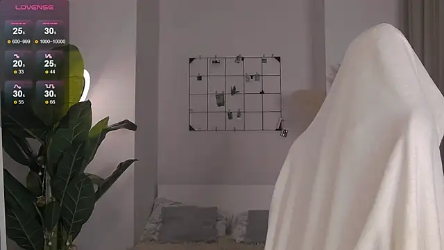 1Mercedes online show from December 2024 03:01:02 PM