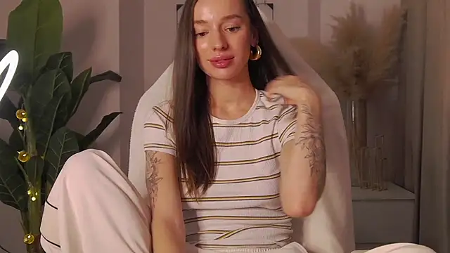 1Mercedes online show from December 2024 03:21:02 PM