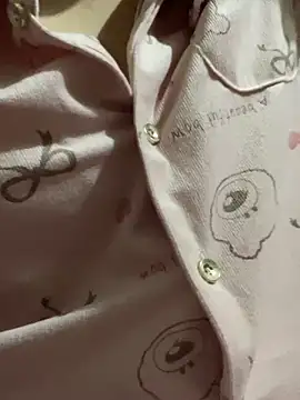 Milk Mom99 online show from February 2025 06:30:01 AM