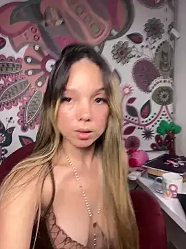 Snapshot of nakary00 chatting on January 2026 01:20:02 AM nakary00 online show from January 2026 01:20:02 AM