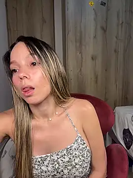 Snapshot of nakary00 chatting on February 2026 12:50:01 AM nakary00 online show from February 2026 12:50:01 AM