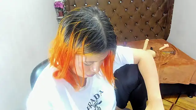 CurvyJulieth online show from December 2024 07:13:02 AM