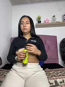 Snapshot of luna_asss chatting on January 2025 03:40:01 PM luna asss online show from January 2025 03:40:01 PM