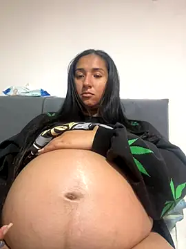 Snapshot of luna_asss chatting on November 2025 05:57:02 PM luna asss online show from November 2025 05:57:02 PM