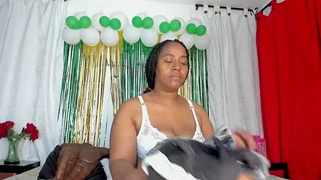 AmbarthSmiith2 online show from March 2025 12:46:01 PM