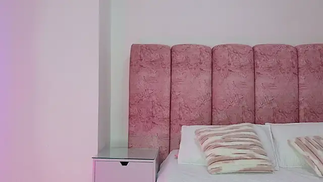 kendal rossi online show from January 2026 11:57:02 AM