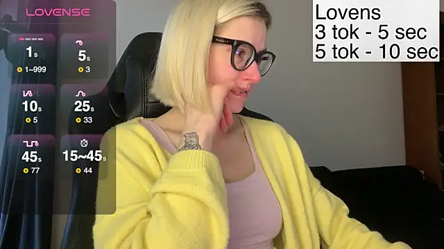 Sexy Sweets online show from November 2025 12:27:01 PM