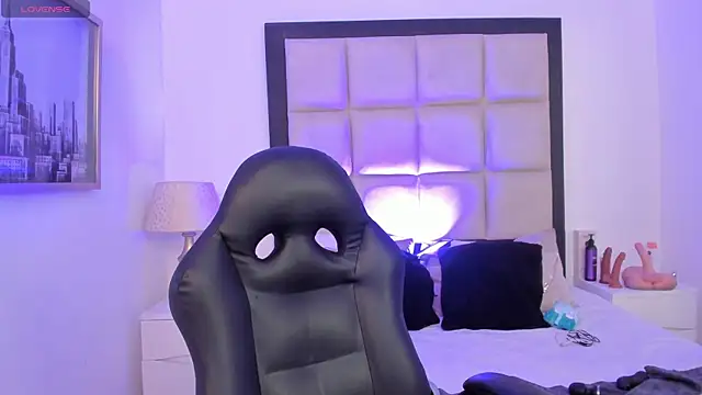 Naomi-Haruno online show from March 2026 07:47:02 PM