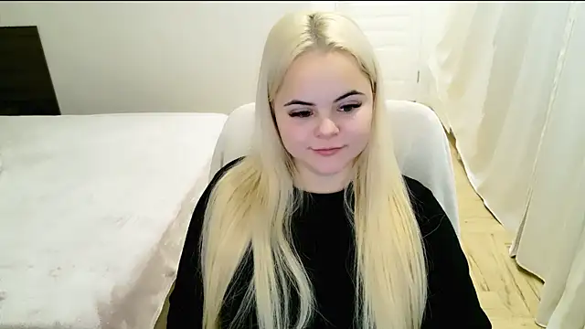 lovely-eyes online show from December 2024 01:28:02 AM