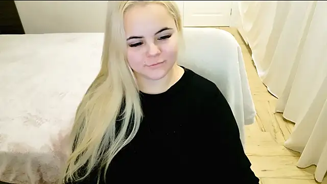 lovely-eyes online show from December 2024 11:14:01 PM