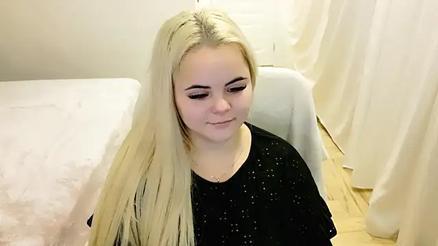 lovely-eyes online show from December 2024 04:15:02 AM