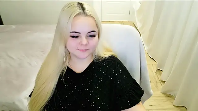 lovely-eyes online show from January 2025 03:32:02 AM