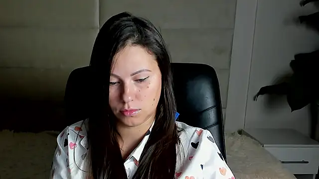 Dana  dom online show from October 2025 01:05:01 AM