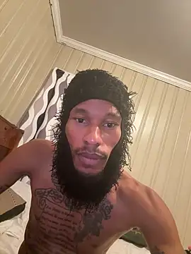 KingDerRico online show from May 2026 12:05:01 AM