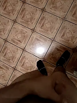 AvispaQlona online show from December 2025 07:50:02 AM