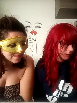 Snapshot of carolyne2023 chatting on January 2025 03:37:01 PM carolyne2023 online show from January 2025 03:37:01 PM