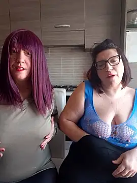 Snapshot of carolyne2023 chatting on January 2026 08:52:01 AM carolyne2023 online show from January 2026 08:52:01 AM