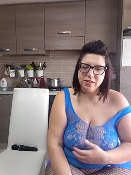 Snapshot of carolyne2023 chatting on February 2026 09:08:01 AM carolyne2023 online show from February 2026 09:08:01 AM