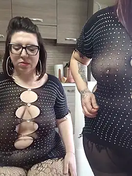 Snapshot of carolyne2023 chatting on February 2026 08:18:02 AM carolyne2023 online show from February 2026 08:18:02 AM