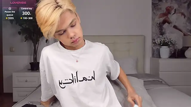 Felix Rey online show from February 2025 04:05:02 PM