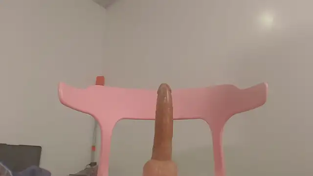 Kitty Mifl online show from March 2025 06:10:01 AM