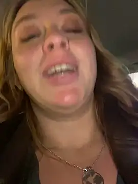 Snapshot of Sweet___Emily chatting on January 2025 05:39:02 PM Sweet Emily online show from January 2025 05:39:02 PM