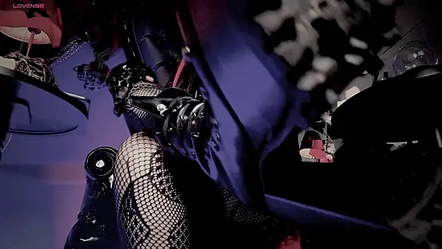 MorganaCrowley online show from February 2026 12:17:02 PM